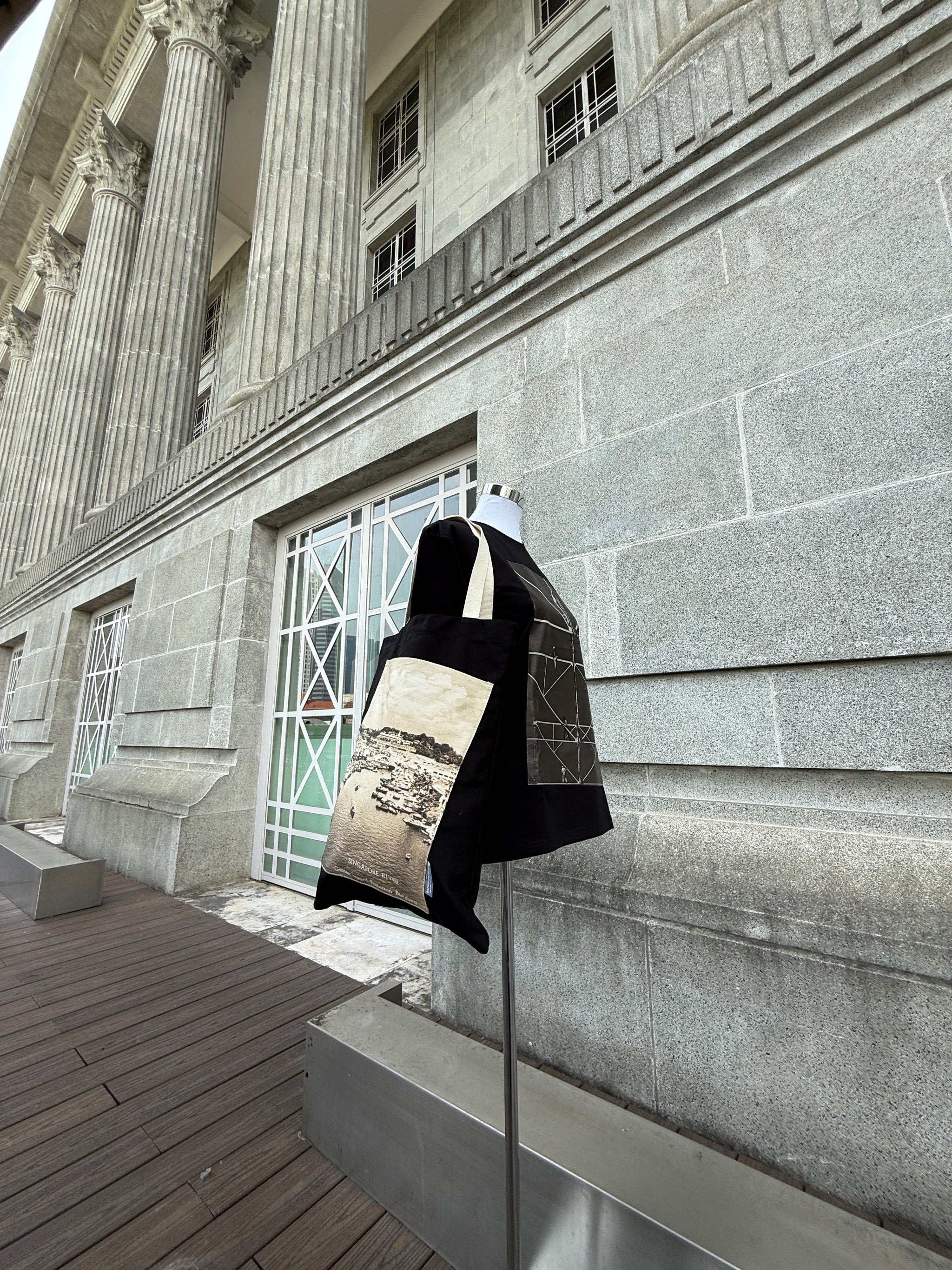 SINGAPORE RIVER TOTE BAG