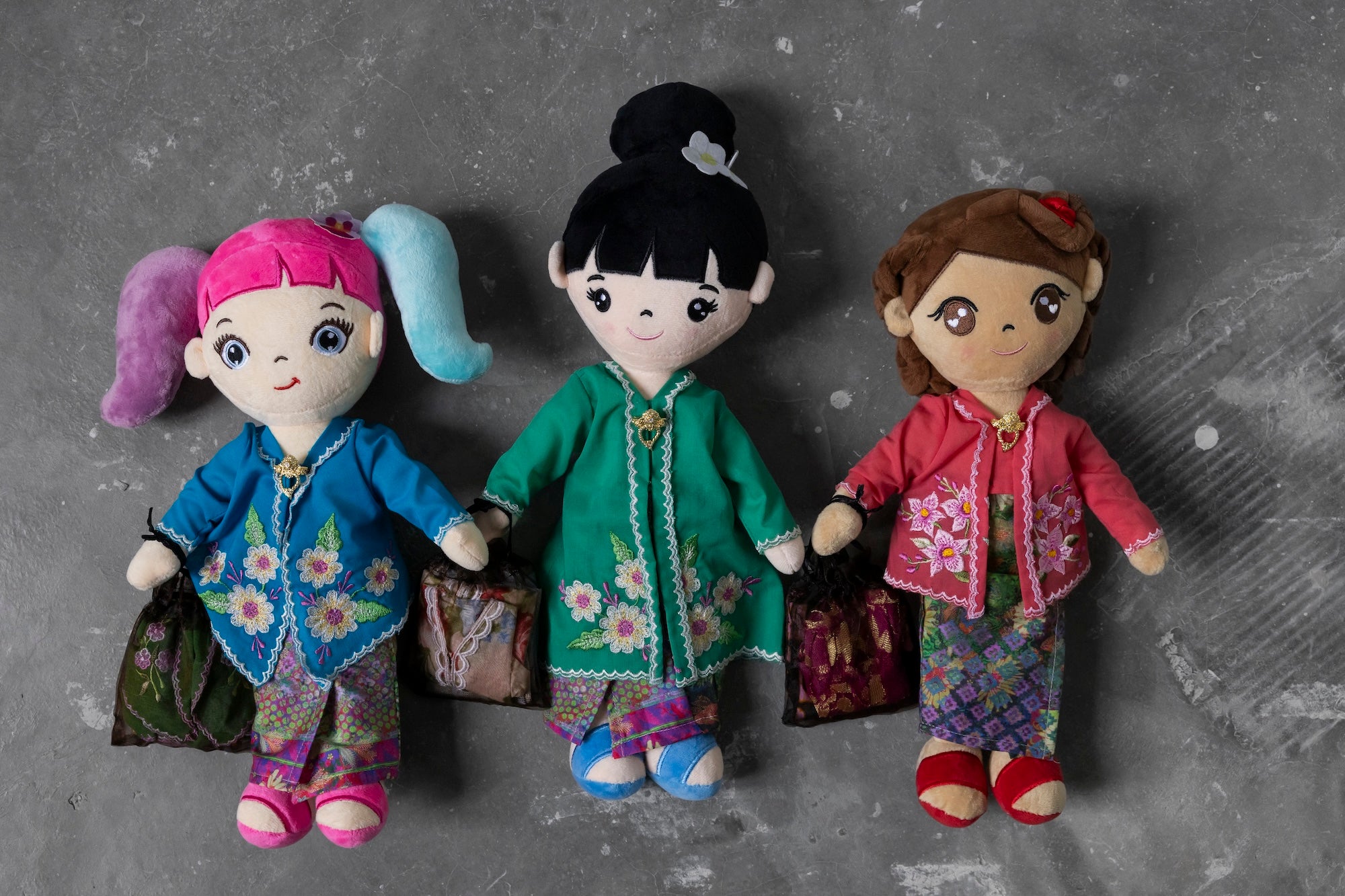 ORKIDS DOLLS (Jasmine) by MuseumMartket x Kebaya by Ratianah