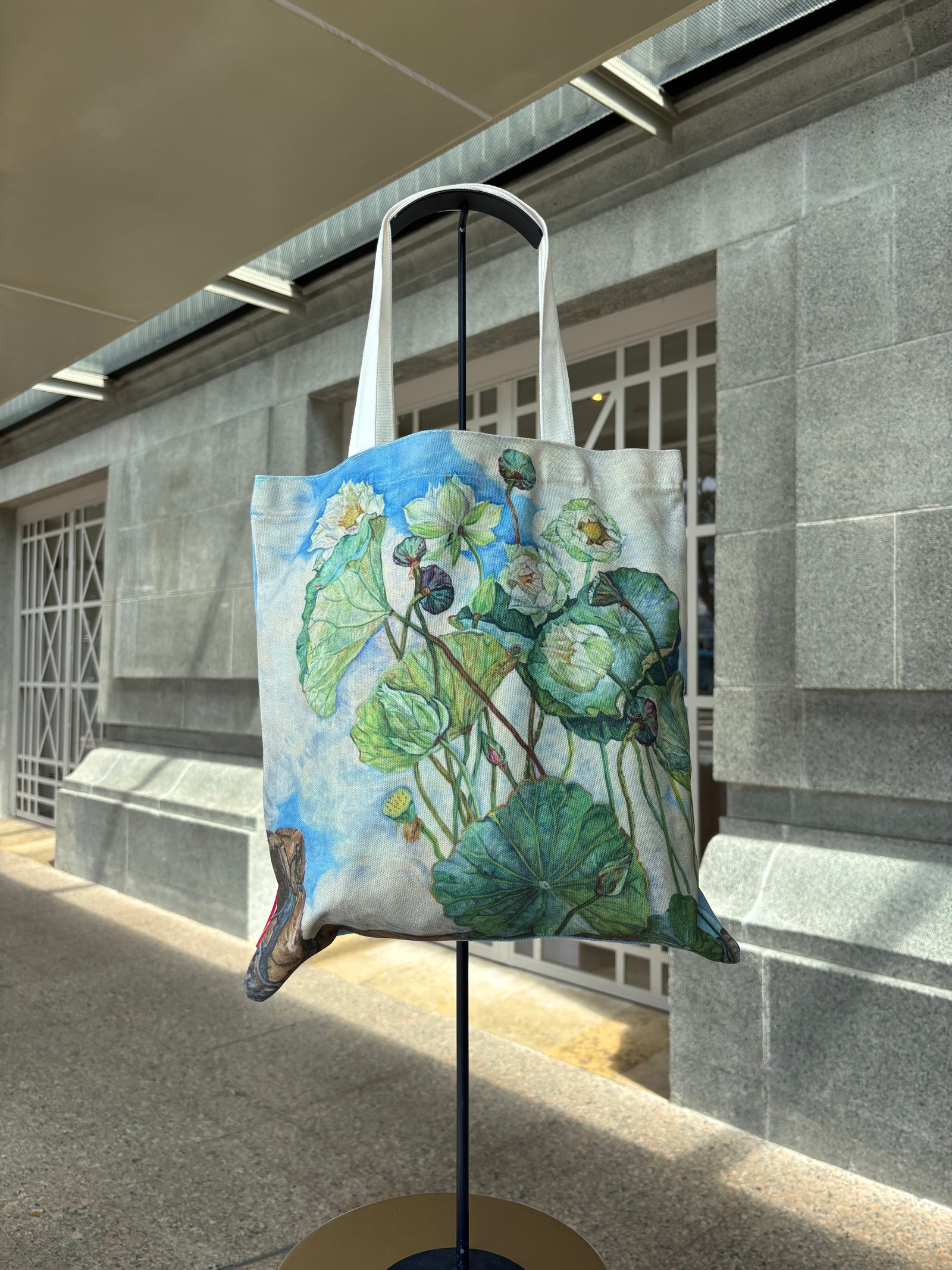 GEORGETTE CHEN LOTUS IN A BREEZE TOTE BAG