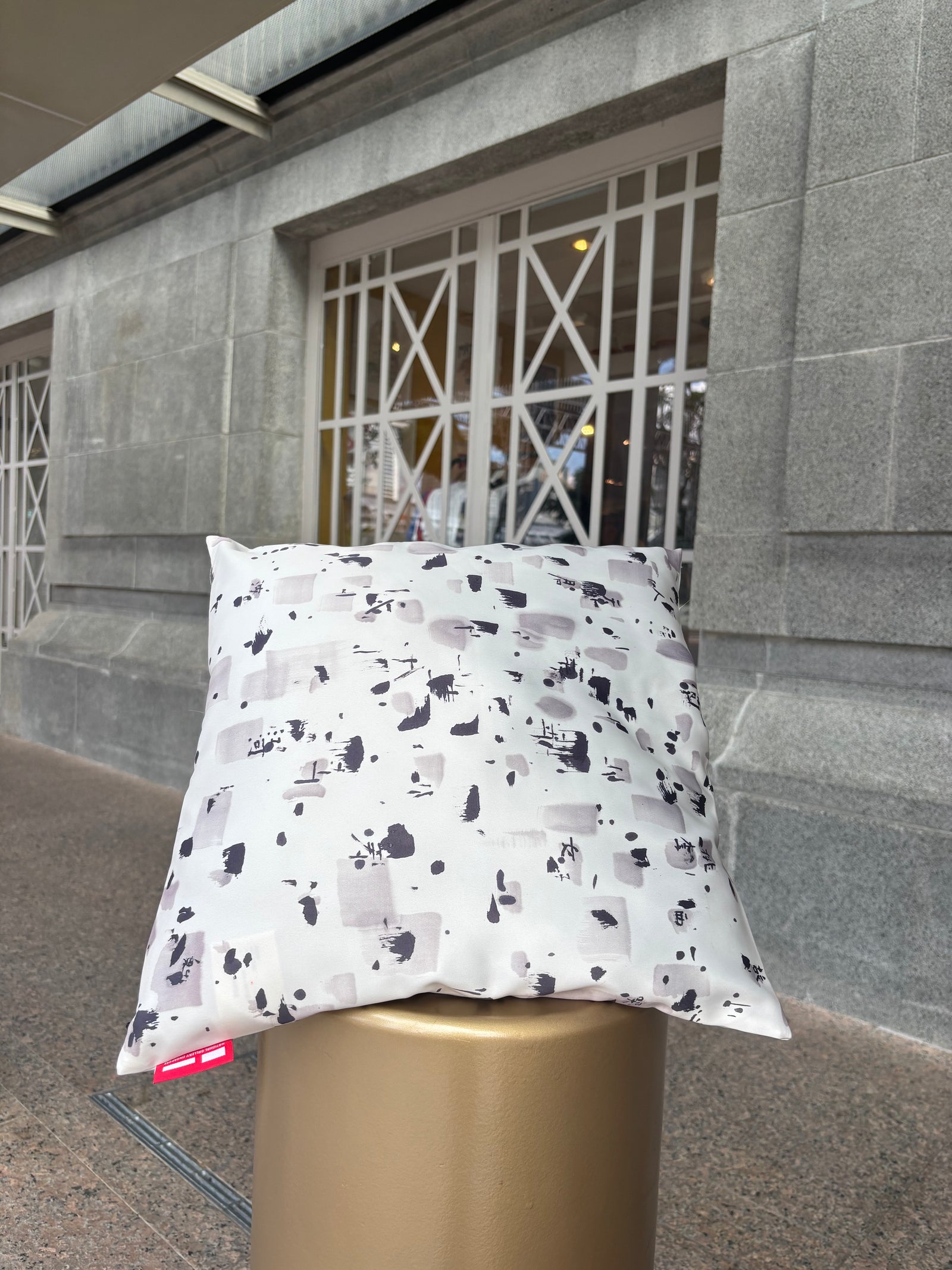 PRINTS CUSHION COVER WU GUANZHONG