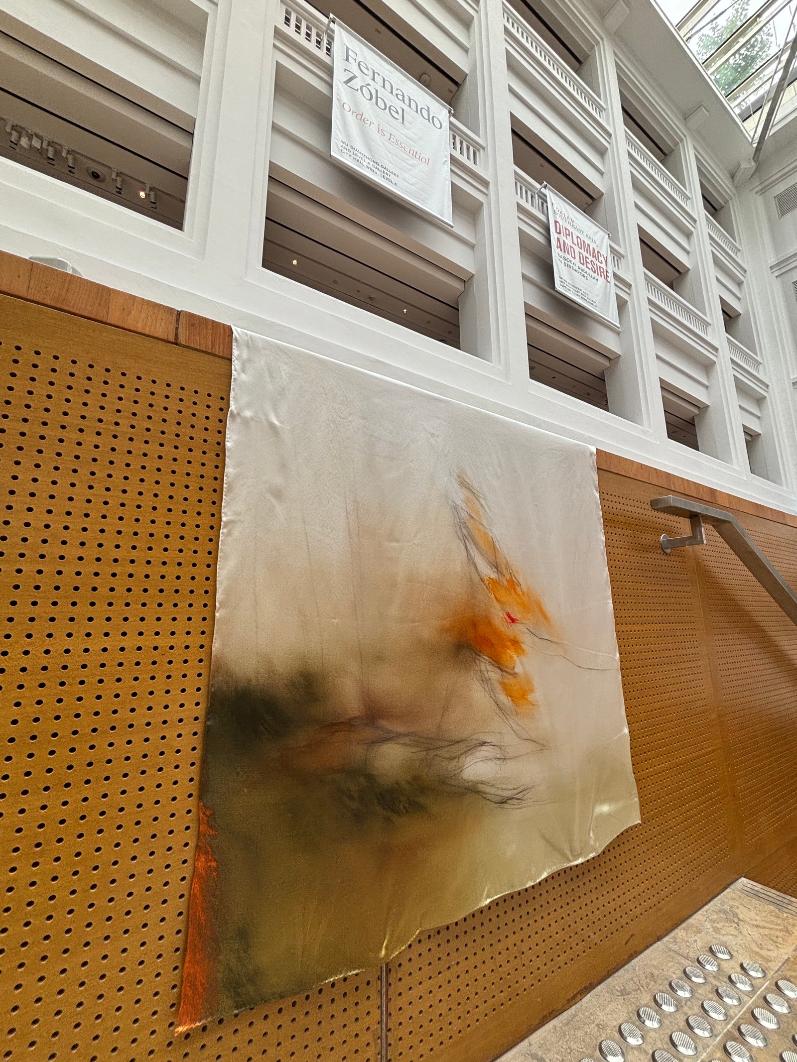 DETAIL OF HOCINOS-OTONO VI 1983 SILK SCARF