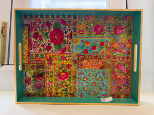 PERANAKAN ARTISTRY LACQUER TRAY