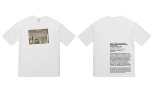 INDIAN LAUNDRY MAN HANGING SHEETS OVERSIZED TEE